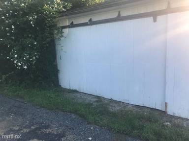 Main picture of 140 N Main