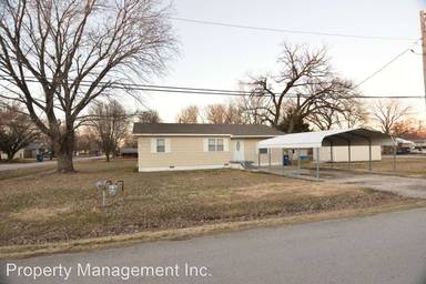 Main picture of 120 W 5 St