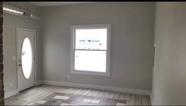Main picture of 208 E Loudon Ave