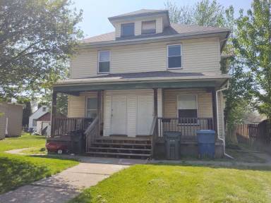 Main picture of 1210 College Ave