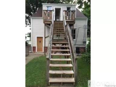 Main picture of 574 Withington St