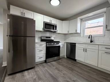 Main picture of 5646 N Jersey Ave