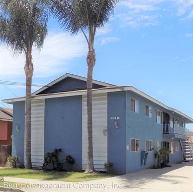 Main picture of 5221 Pacific Ave
