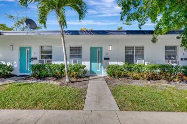 Main picture of 428 Roseland Dr