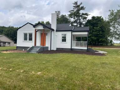 Main picture of 1315 Whicker Rd