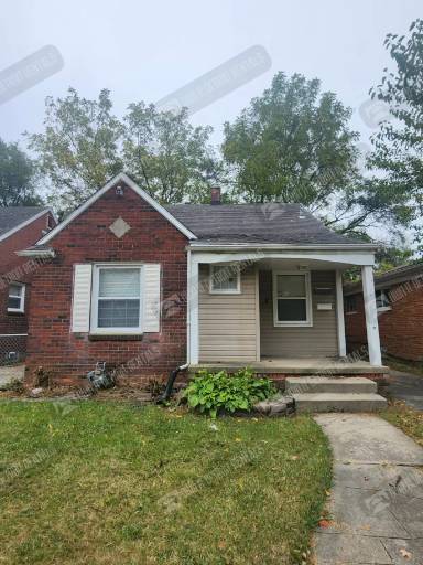 Main picture of 13636 Pinewood St