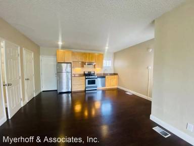 Main picture of 690 18th St