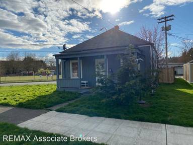 Main picture of 205 Williams Ave N