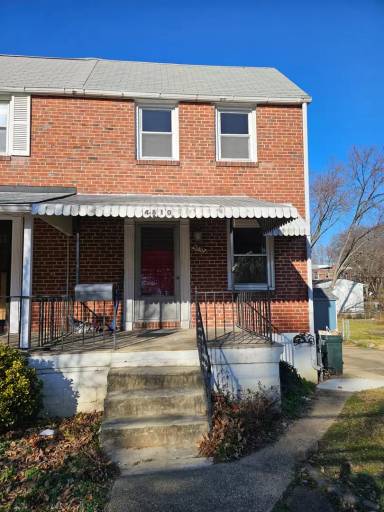 Main picture of 4810 Kenwood Ave