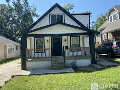 Main picture of 2509 W 46th Ave
