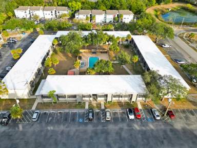 Main picture of 12401 N 15th St