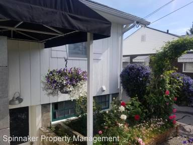 Main picture of 3218 S Melrose St