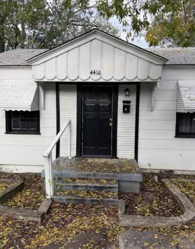 Main picture of 4416 Wabash Ave