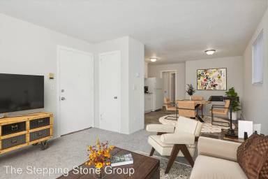 Main picture of 4634 Tyler St NE