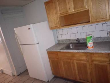Main picture of 31 Xx W Euclid Ave