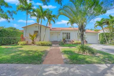 Main picture of 1420 Santa Cruz Ave
