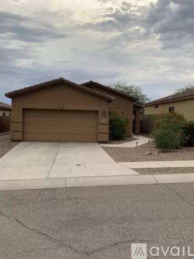 Main picture of 7973 N Jewelflower Dr