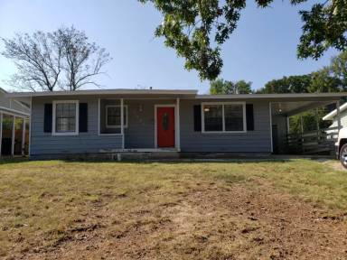 Main picture of 1820 Meadowlark Ln