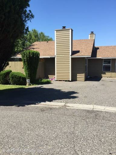 Main picture of 3276 W 9th Ct