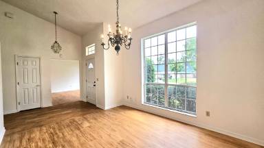Main picture of 8636 Charlesgate Cir N