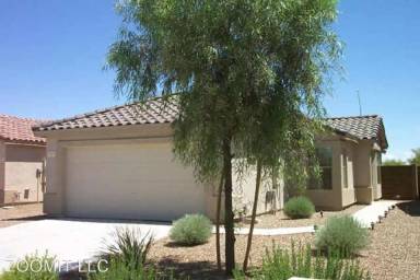 Main picture of 553 W Mirage Loop