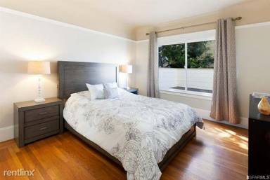 Main picture of 1445 Lombard St