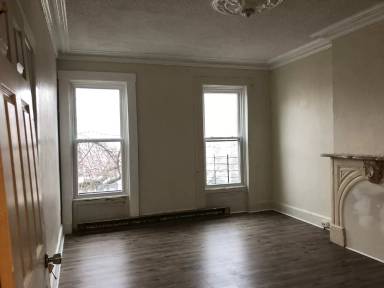 Main picture of 107 Philip St
