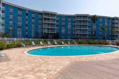 Main picture of Wave Condo