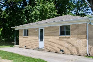 Main picture of 1688 N Tabortown St