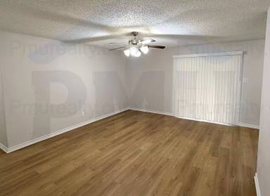 Main picture of 3921 Ambassador Way