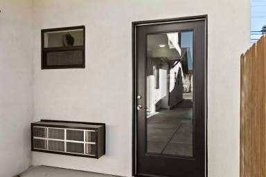 Main picture of 4177 4187 Utah St