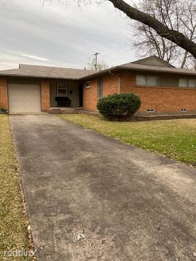 Main picture of 10425 Lanshire Dr