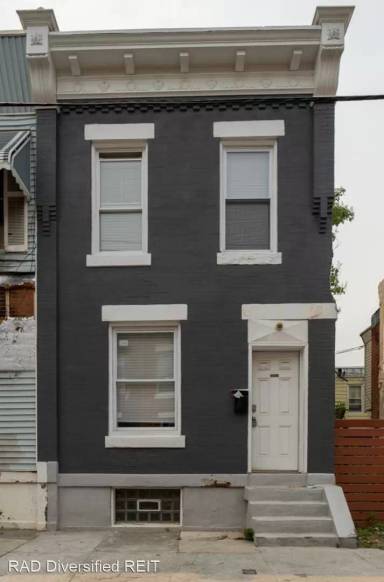 Main picture of 2724 N Croskey St