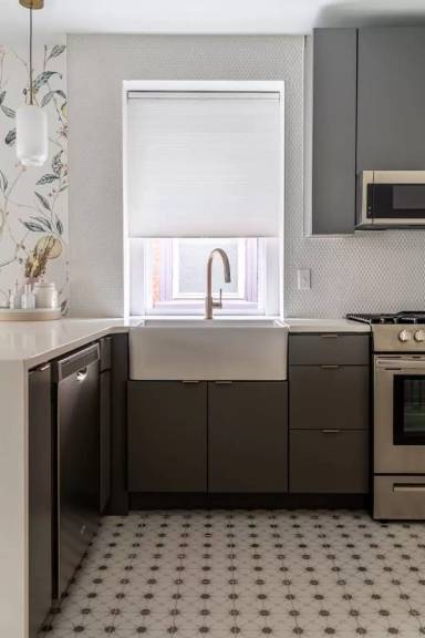 Main picture of 4615 Cedar Ave