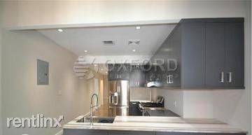 Main picture of 9 W 70th St