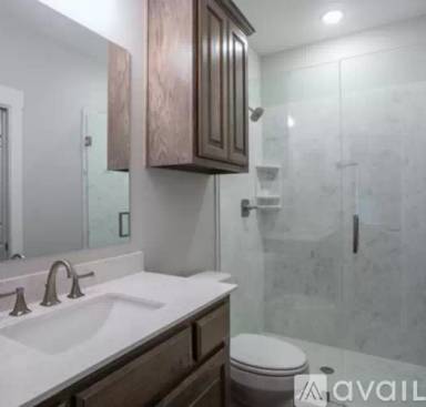 Main picture of 515 N Preston Ave