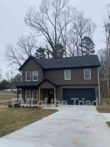 Main picture of 1024 Somerset Dr