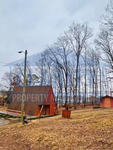 Main picture of 344 Jenkins Rd NE