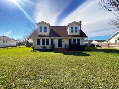 Main picture of 2016 Stanton St