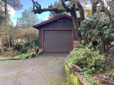 Main picture of 14555 Drake Rd