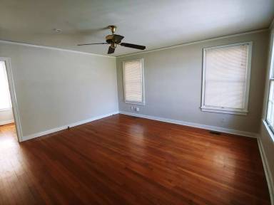 Main picture of 308 Walnut St