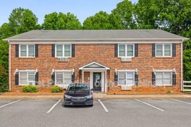 Main picture of Pyckwick Condominium
