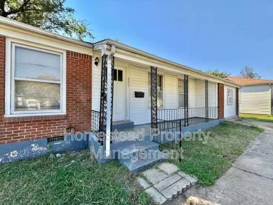Main picture of 308 E Rose Dr