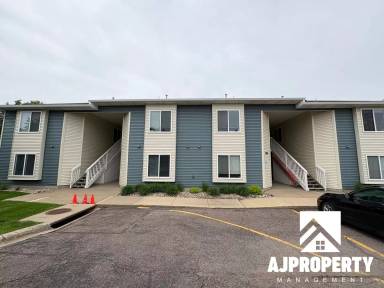 Main picture of Lake Pointe Apartments