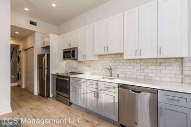 Main picture of 2311 Frankford Ave