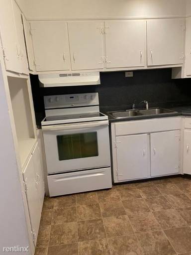 Main picture of 806 Ferry St