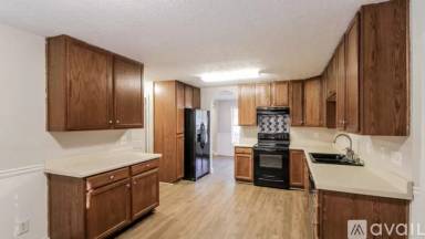 Main picture of 450 Alcovy Way