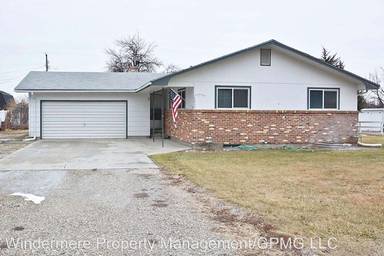 Main picture of 12435 W Castlewood Dr