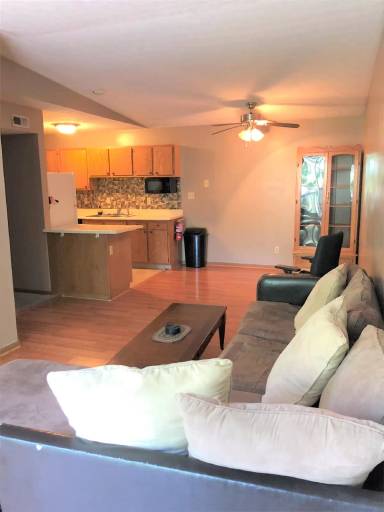 Main picture of College Park Condominiums