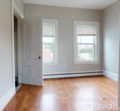 Main picture of 70A Spring St